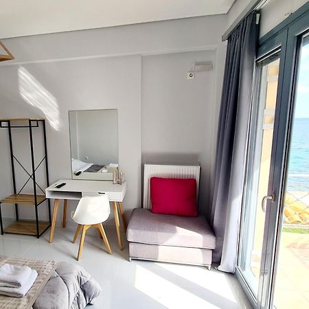 Villa Serafeim Kimi Exteriör bild