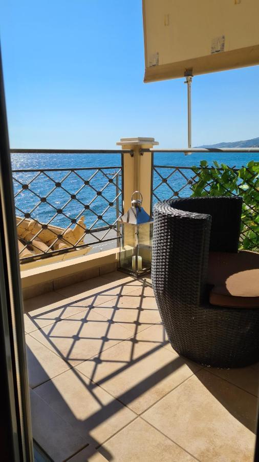 Villa Serafeim Kimi Exteriör bild