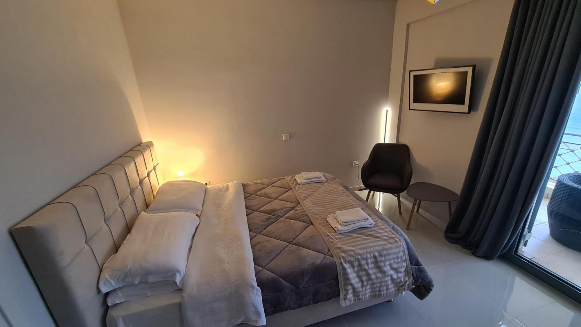 Villa Serafeim Kimi Exteriör bild
