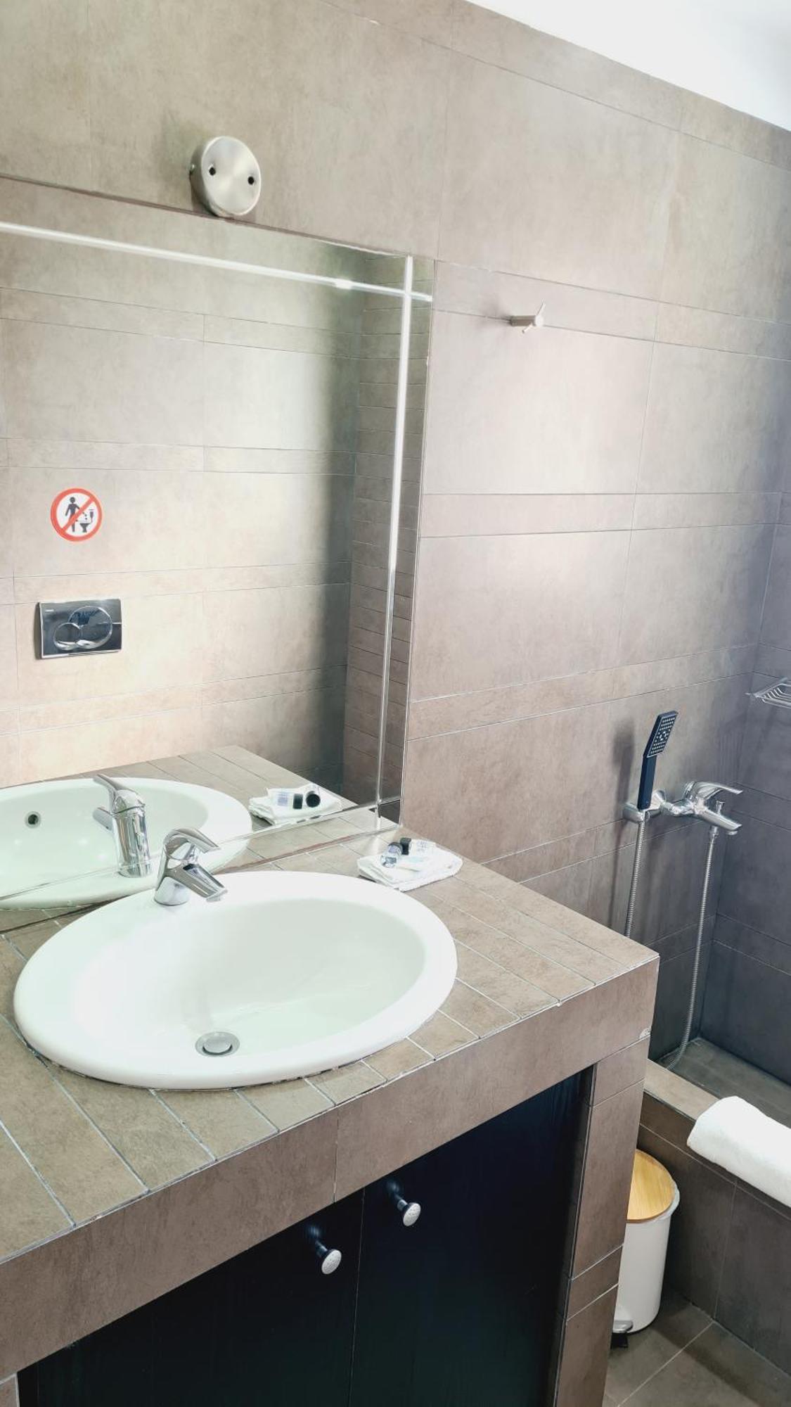 Villa Serafeim Kimi Exteriör bild