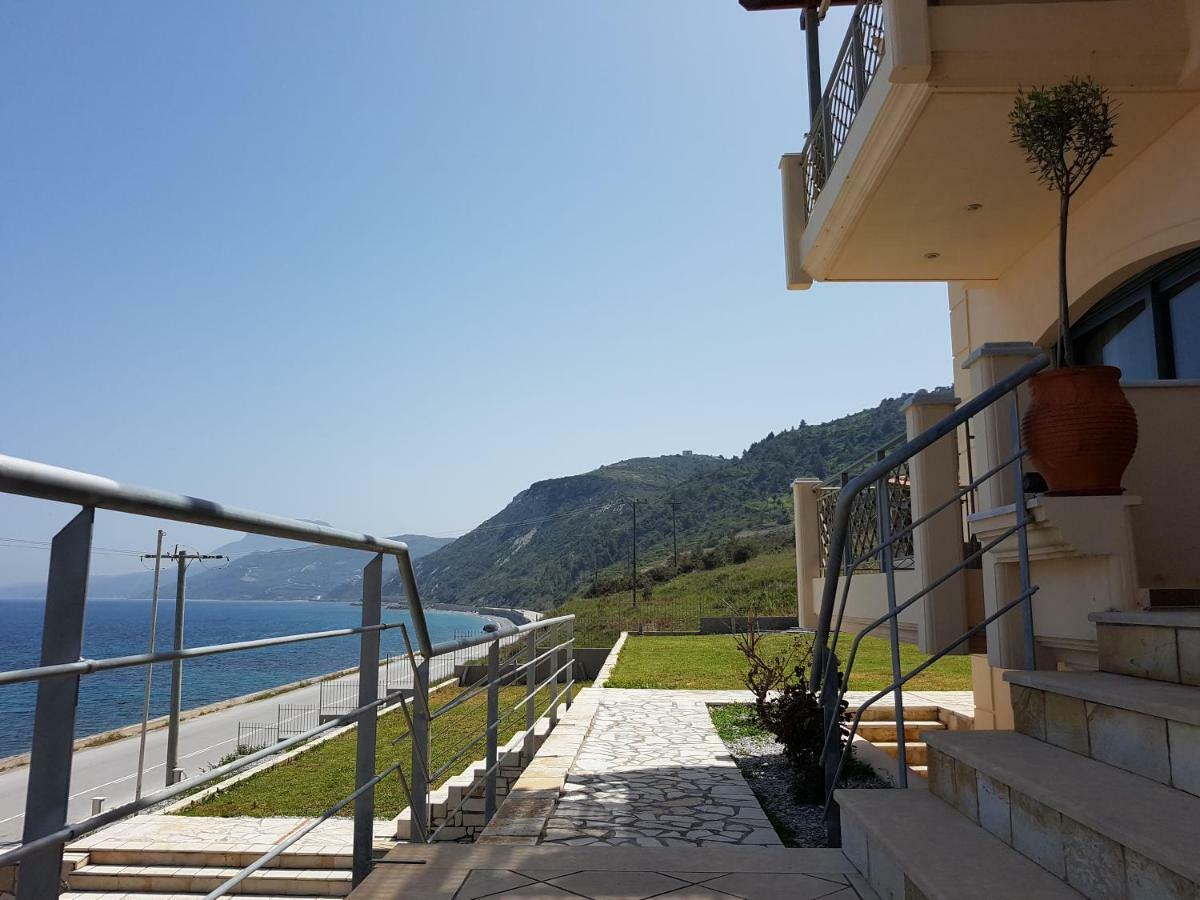 Villa Serafeim Kimi Exteriör bild